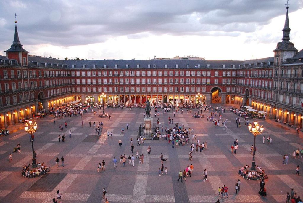 Plaza Mayor de Madrid (Image: Sebastian Dubiel)
