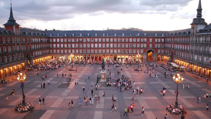 Plaza Mayor de Madrid (Image: Sebastian Dubiel)