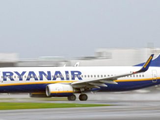 Ryanair 737 at Cardiff Airport (Max Thrust Digital)