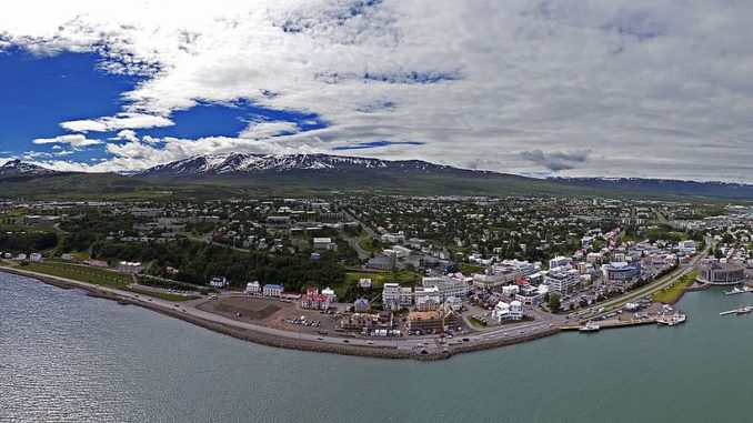 Akureyri from the Sky (Image: Bob T)
