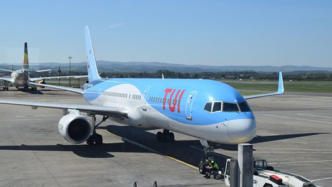 TUI 757