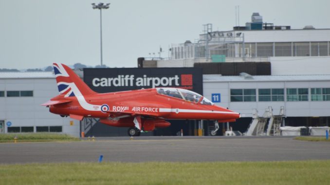 Red Arrows Hawk T1A