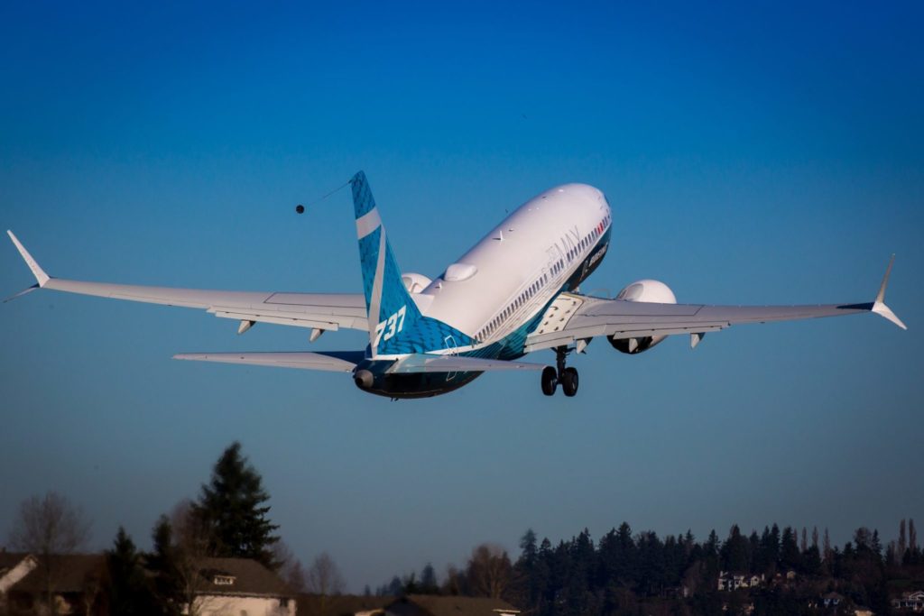 737 Max 7 Take off