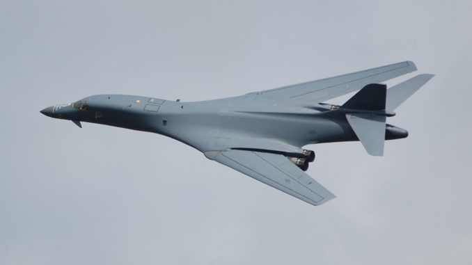 Rockwell B1-B Lancer flying past RAF Fairford (Max Thrust Digital)