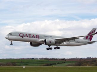 Qatar A350-900 arrives into Cardiff Airport (Image: Pete Harrison)