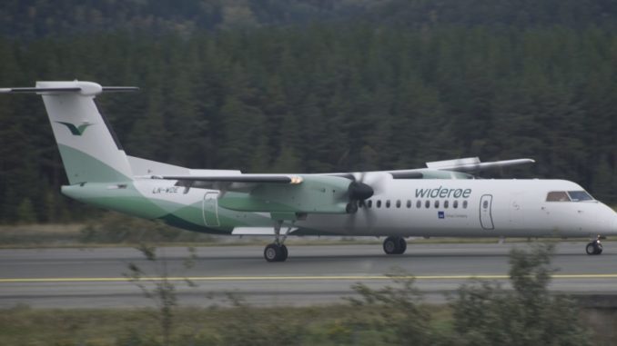 Widerøe_LN-WDE_Q400 (Image: Alasdair McLellan/CC BY-SA3.0)