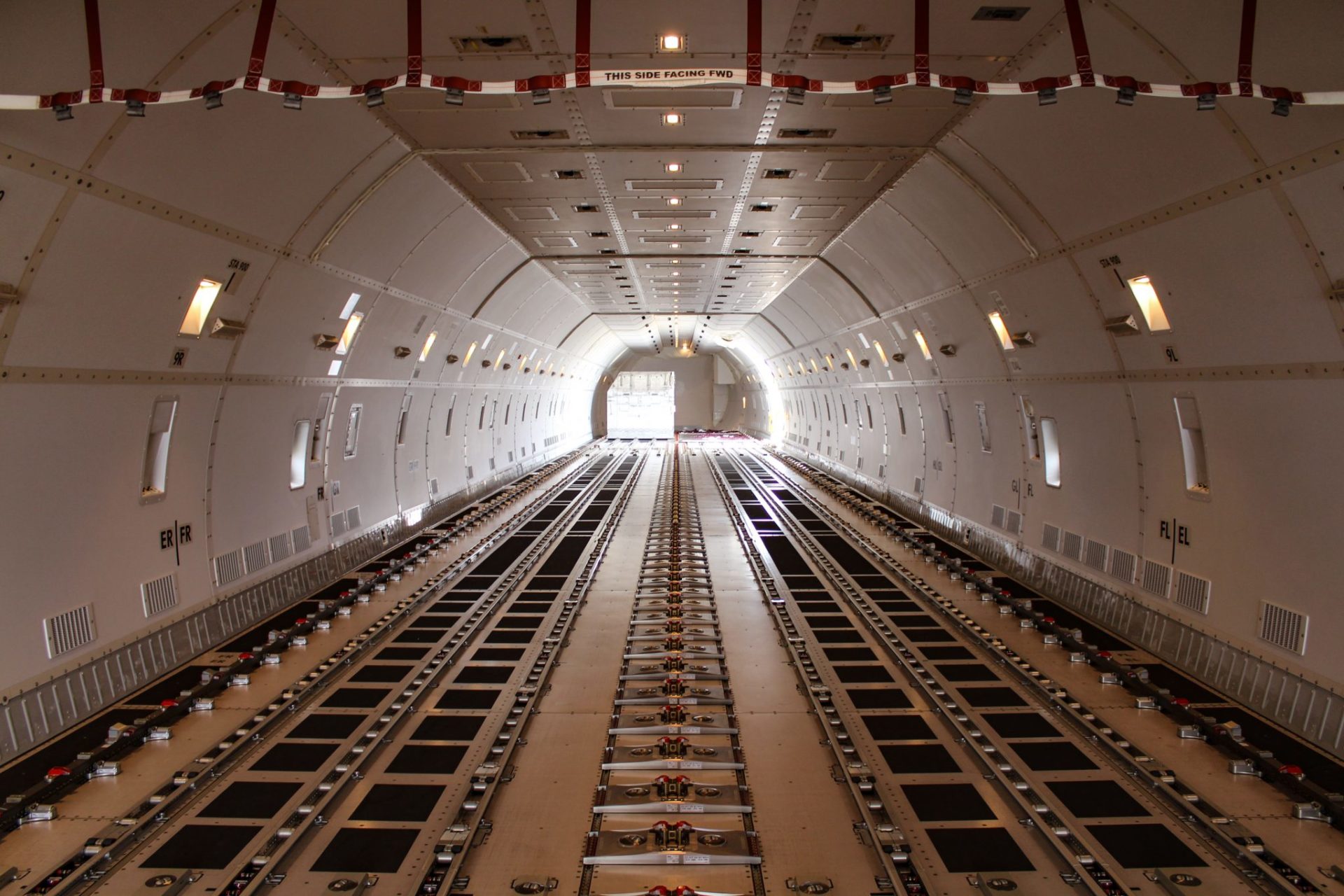 The cargo deck of Qatar Airways 747-8 (Image: TAMC)