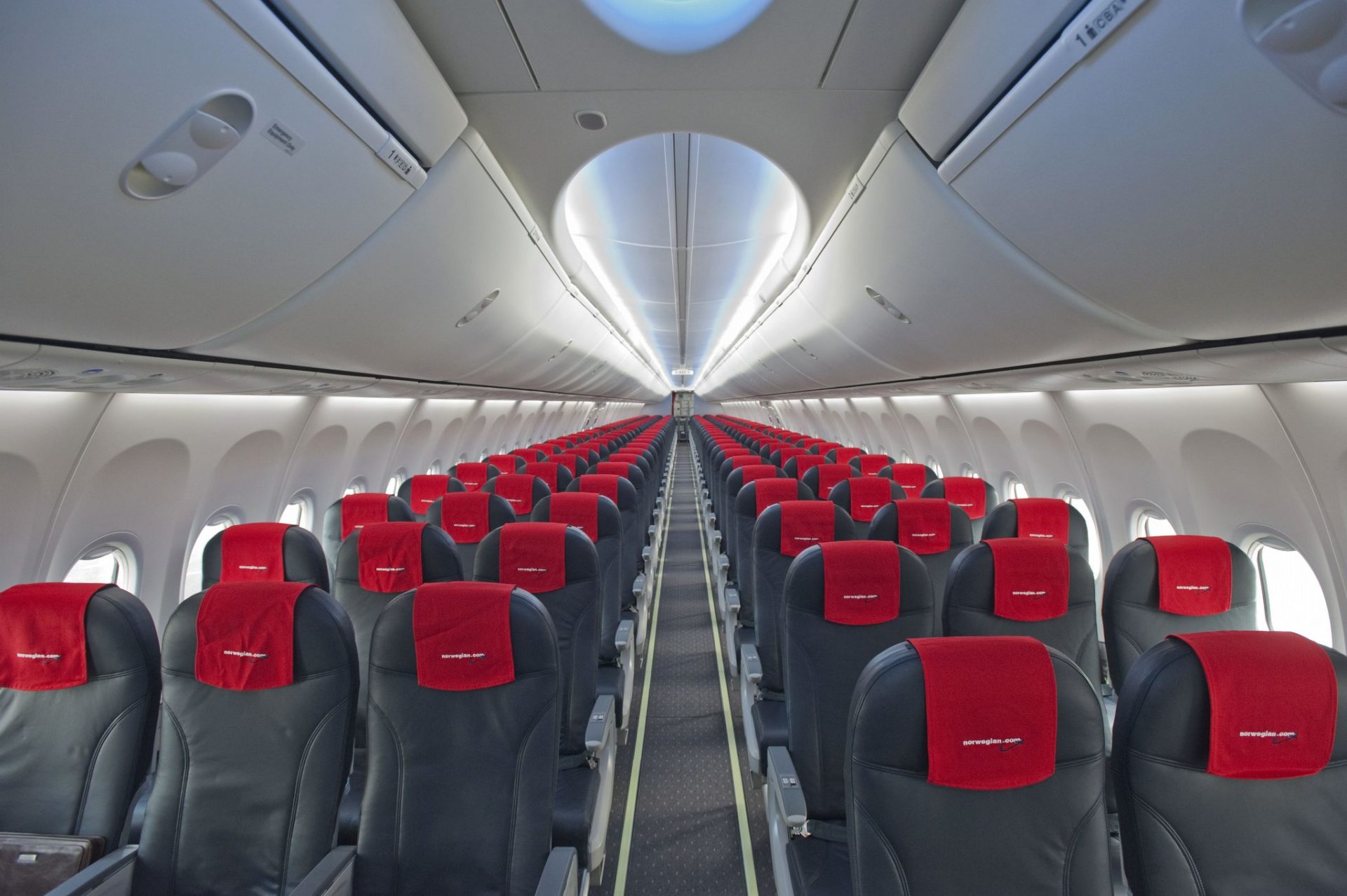 Norwegian Boeing 737 with Sky Interior (Image: Kevin Yoo/Boeing)