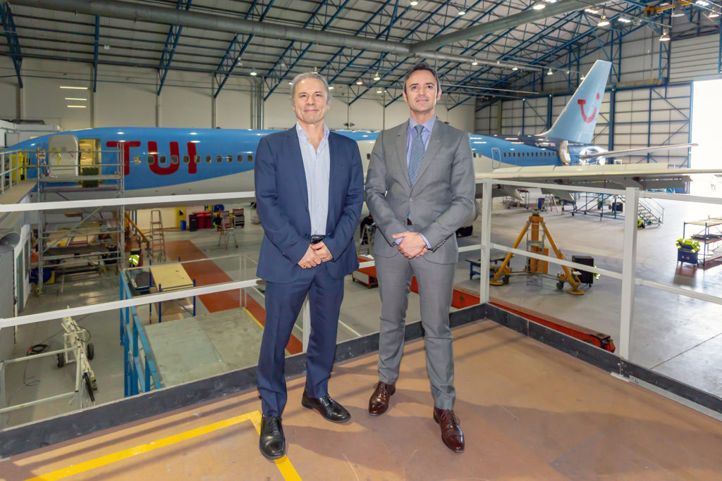 Cardiff Aviation Chairman Bruce Dickinson and CEO Joachim Jones (L-R) have welcomed a further 17 aircraft from TUI Airways.