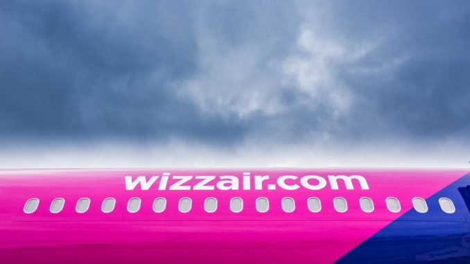 wizz air logo