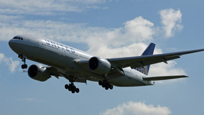 A United Airlines Boeing 777