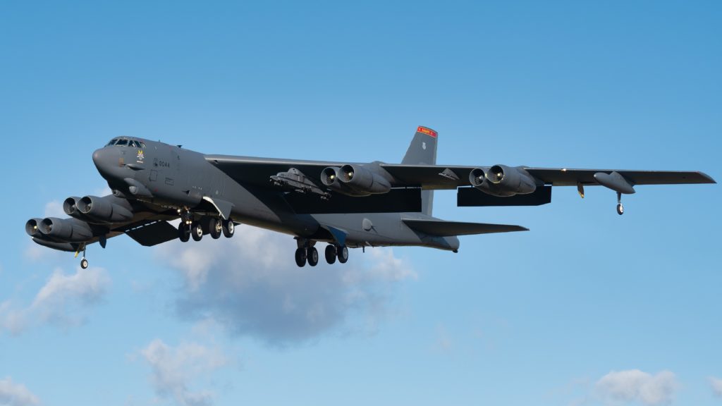 B52 60-0044 Landing (Image: Jamie Woodhouse-Wright)