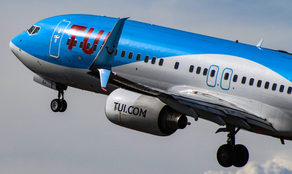 Tui Airways UK Boeing 737-800