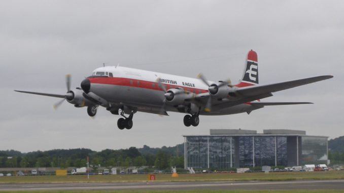 G-APSA DC6 (Image: MilborneOne CC BY-SA 3.0)