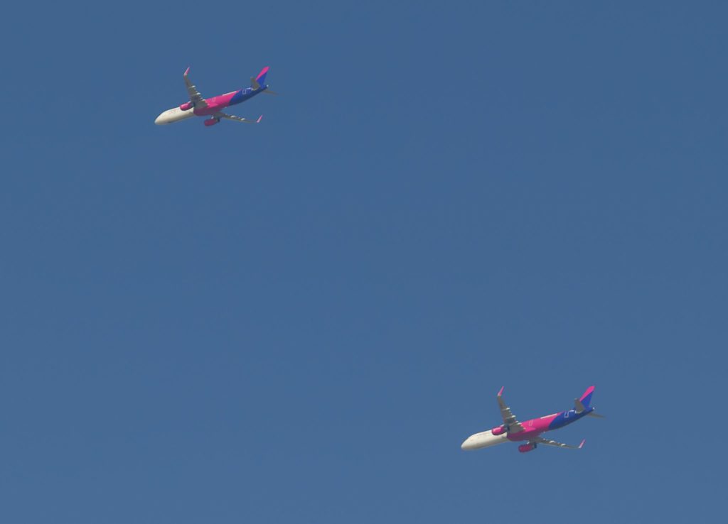 Wizz Air Airbus A321 flying in formation over South Wales (Image: John Moore)