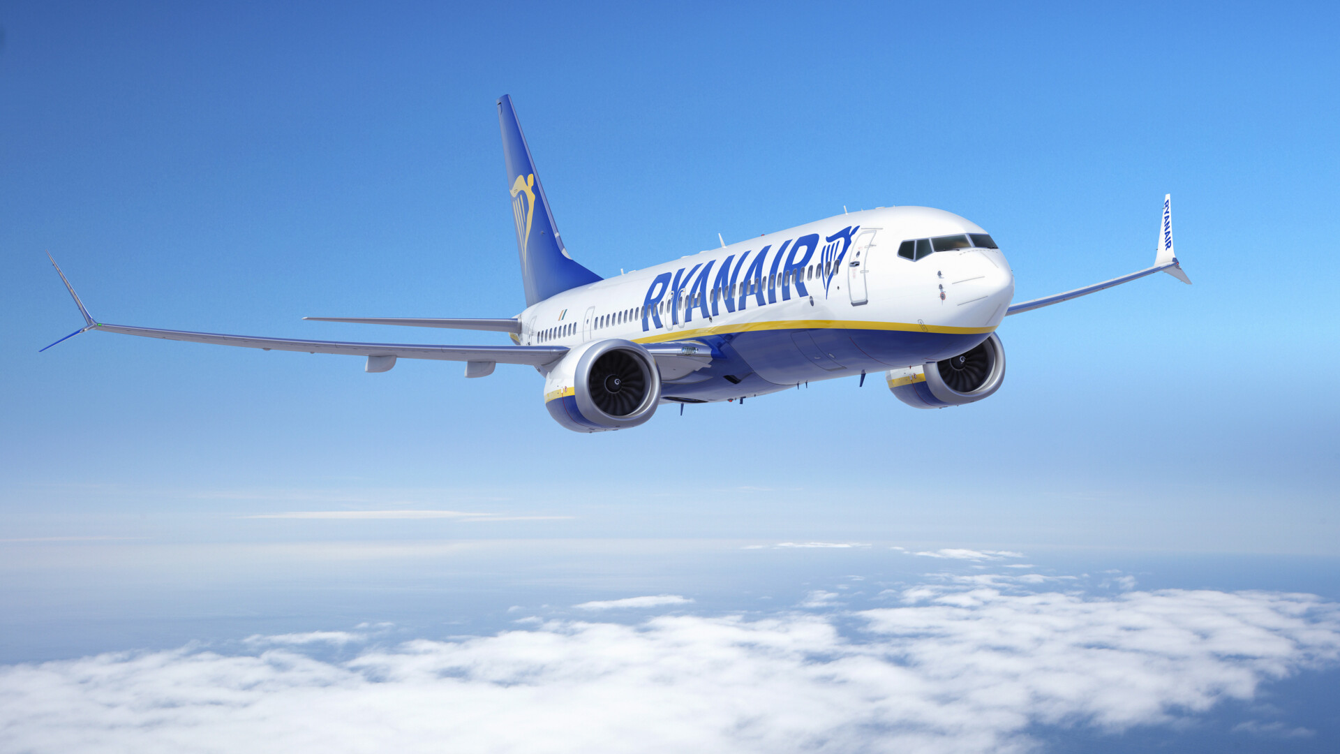 Ryanair Gets 1st Boeing 737 Max