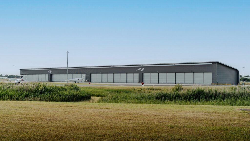 Domus III Hangar at Farnborough Airport