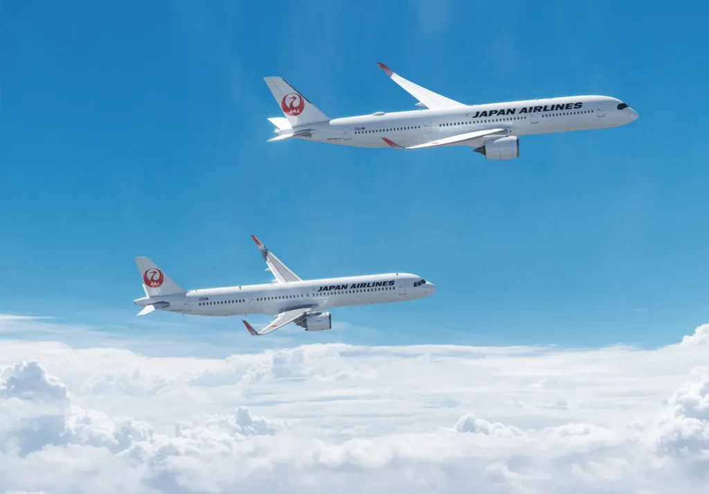 Japan Airlines Airbus A321 and A350