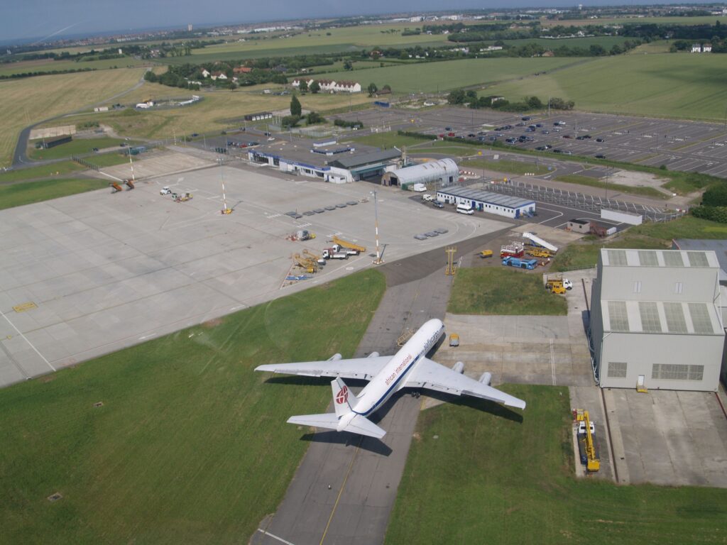 Manston Airport (Image: James Stewart/Wikimedia/CC BY-SA2.0)