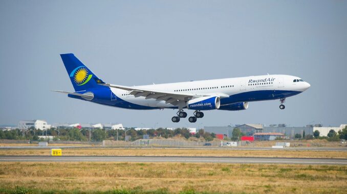 RwandAir Airbus A330