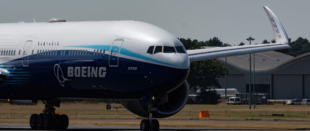 Wingtips that fold automatically after landing? That will be the 777-9 (Image: Nick Harding / Max Thrust Digital)