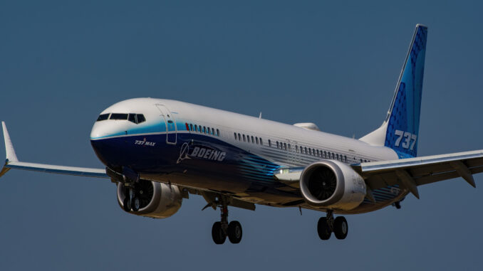 Boeing 737-10 on approach (Image: Nick Harding / Max Thrust Digital)