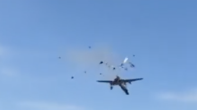 The moment a P63 King Cobra crashes into a B17 at a Dallas air show